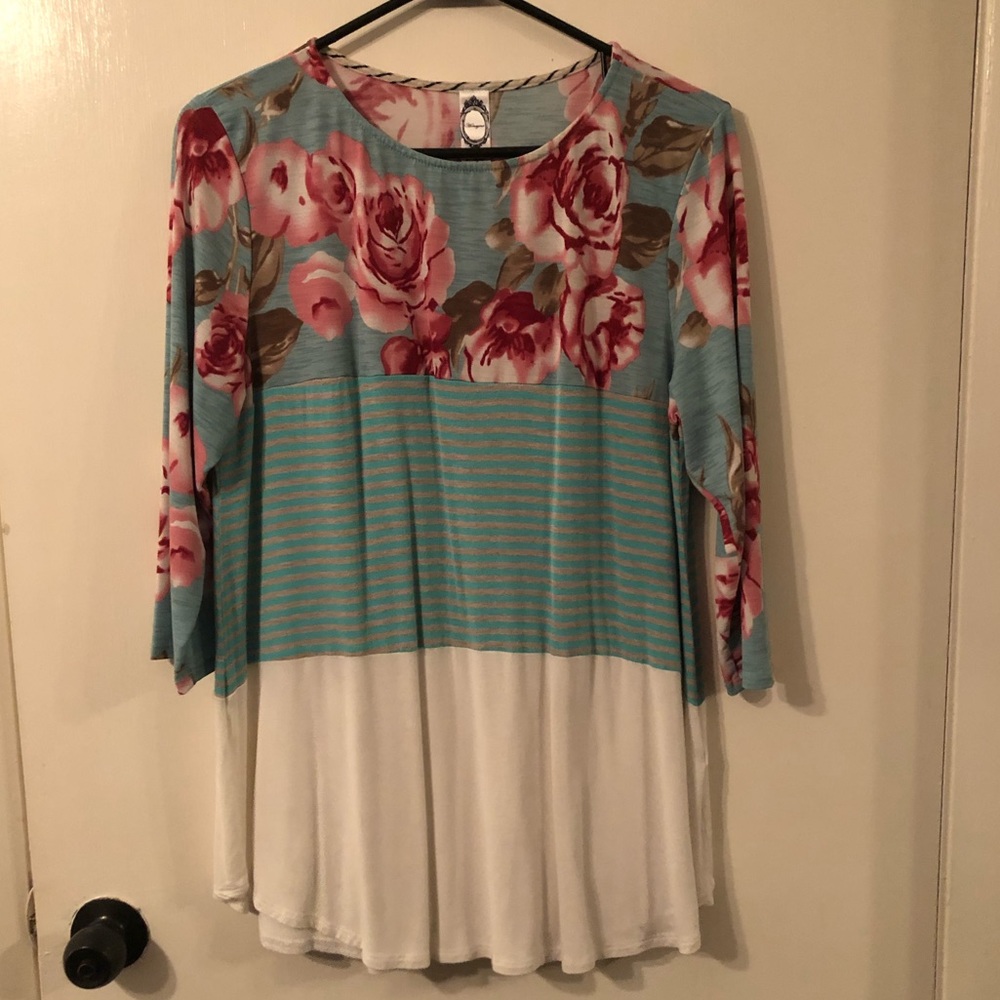 HoneyMe Color Block Top